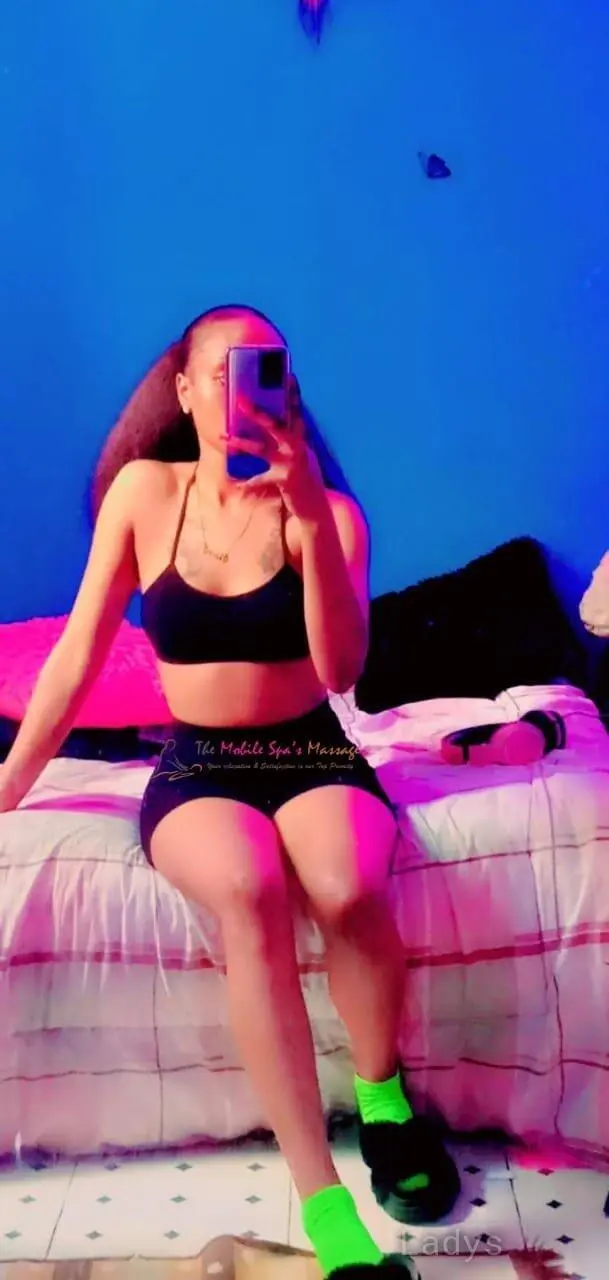 Taliah, 21 years brunette escorts in Nairobi, height 183 sm, Weight kg