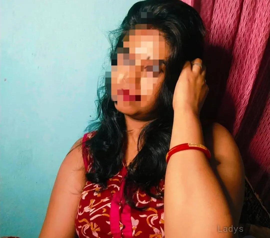 Janvi, 25 years brunette escorts in Navi Mumbai, height 154 sm, Weight  kg