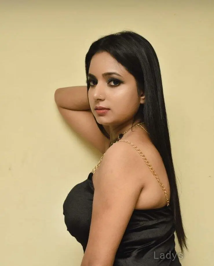 Neha, 25 years brunette escorts in Navi Mumbai, height 163 sm, Weight  kg