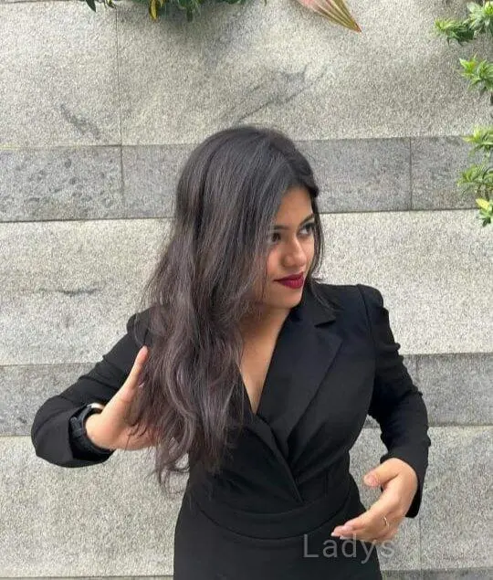 Priya, 22 years brunette escorts in Navi Mumbai, height 160 sm, Weight kg