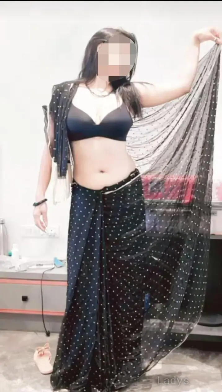 Ramika, 25 years brunette escorts in Navi Mumbai, height 156 sm, Weight kg