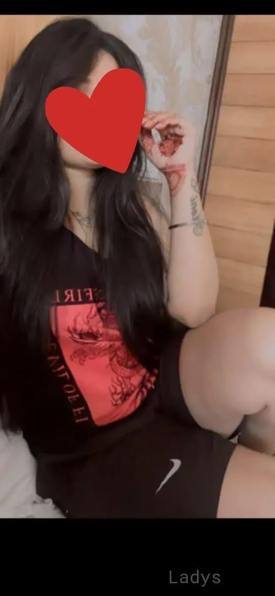 Ruby, 23 years brunette escorts in Navi Mumbai, height 153 sm, Weight kg