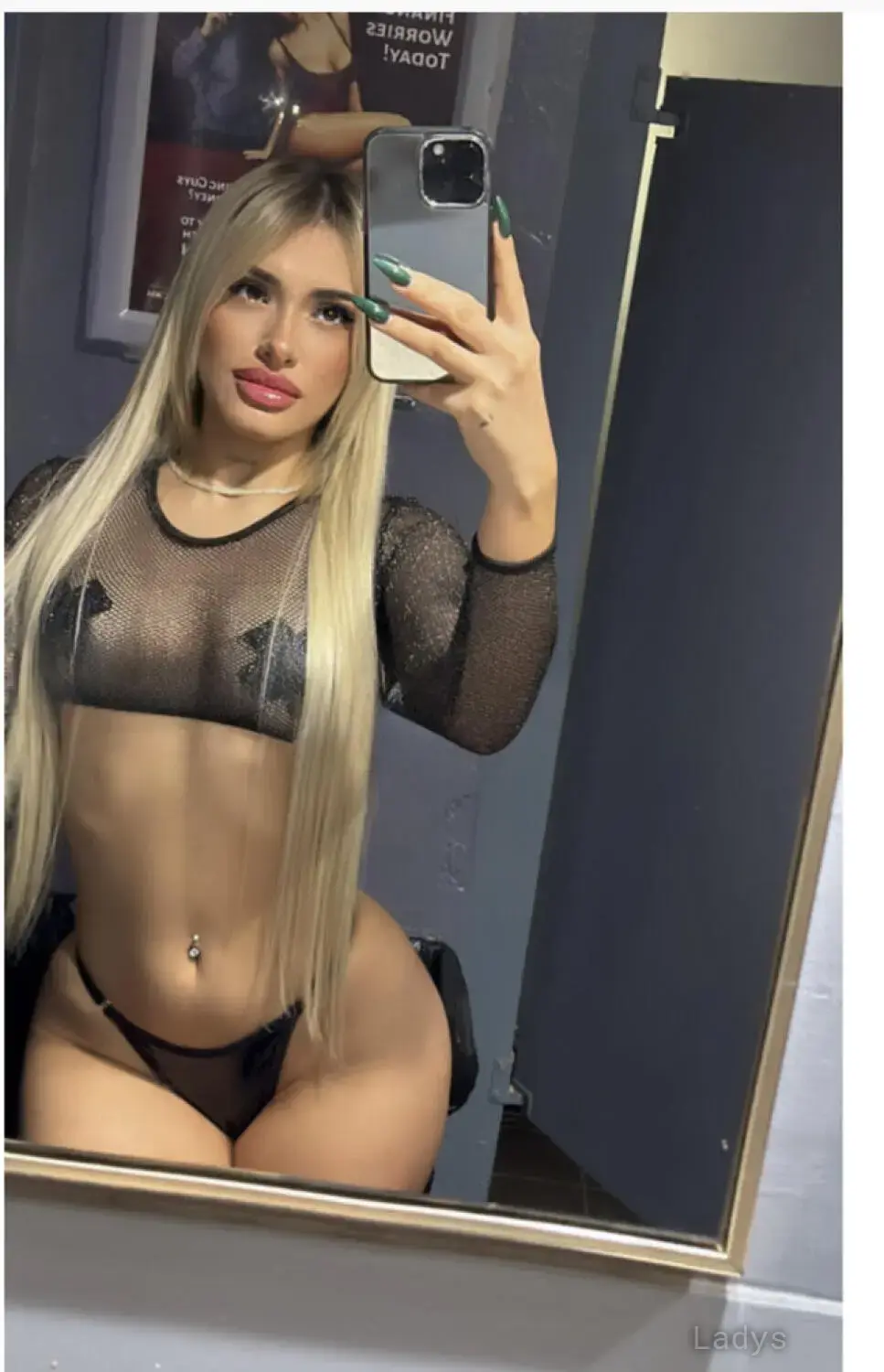 MIA, 21 years brunette escorts in New Jersey, height 160 sm, Weight 50 kg