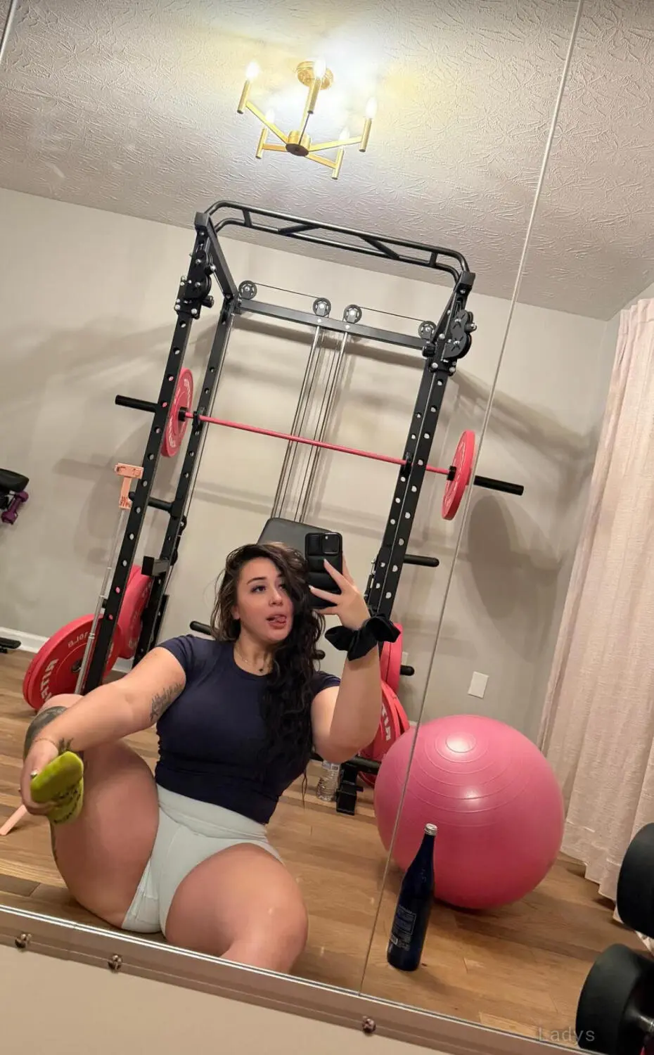Sheila, 26 years asian escorts girl, height 169 sm, Weight 49 kg, Niagara Falls eacort
