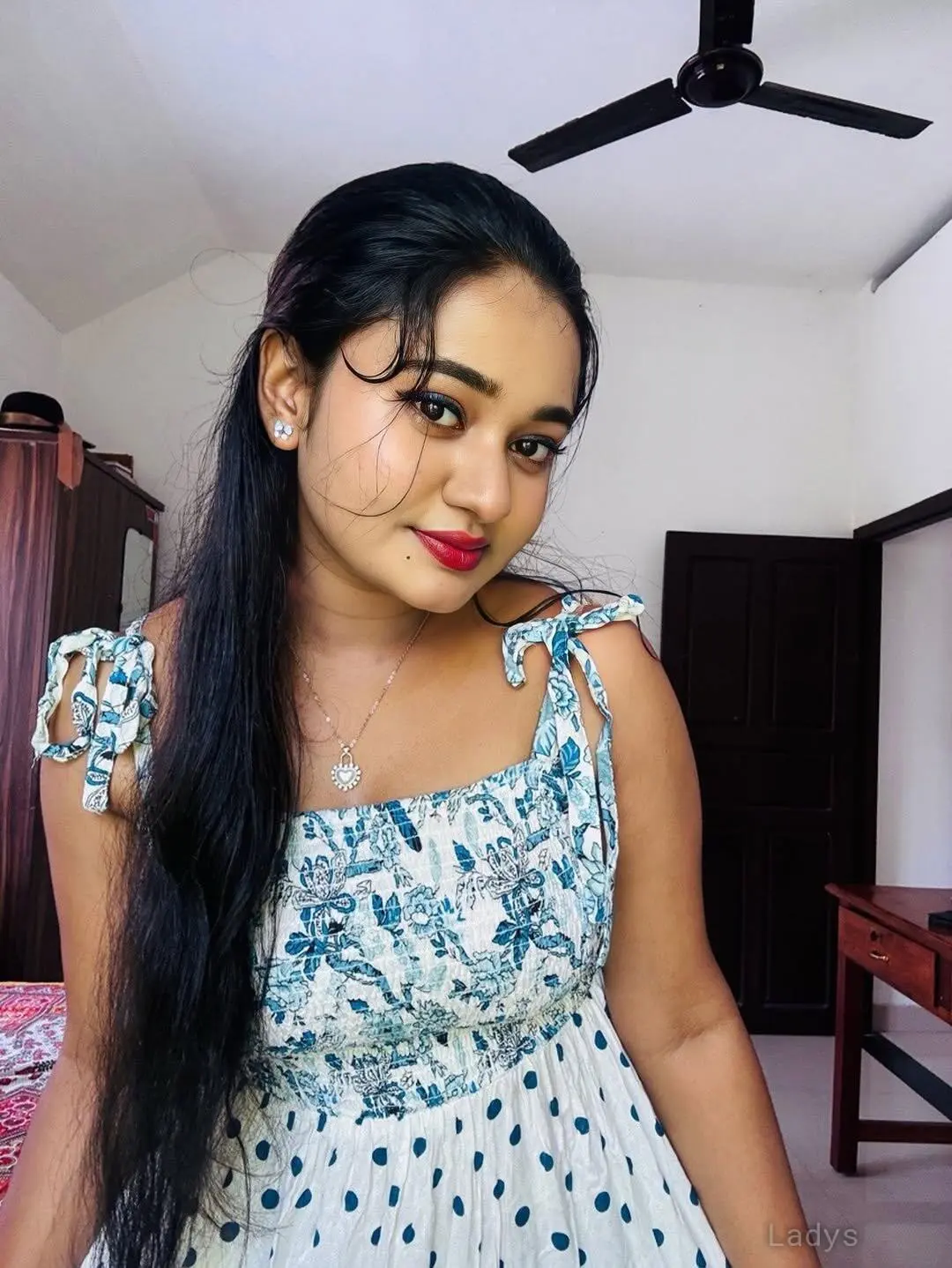 Kajal, years brunette escorts in Noida, height sm, Weight kg