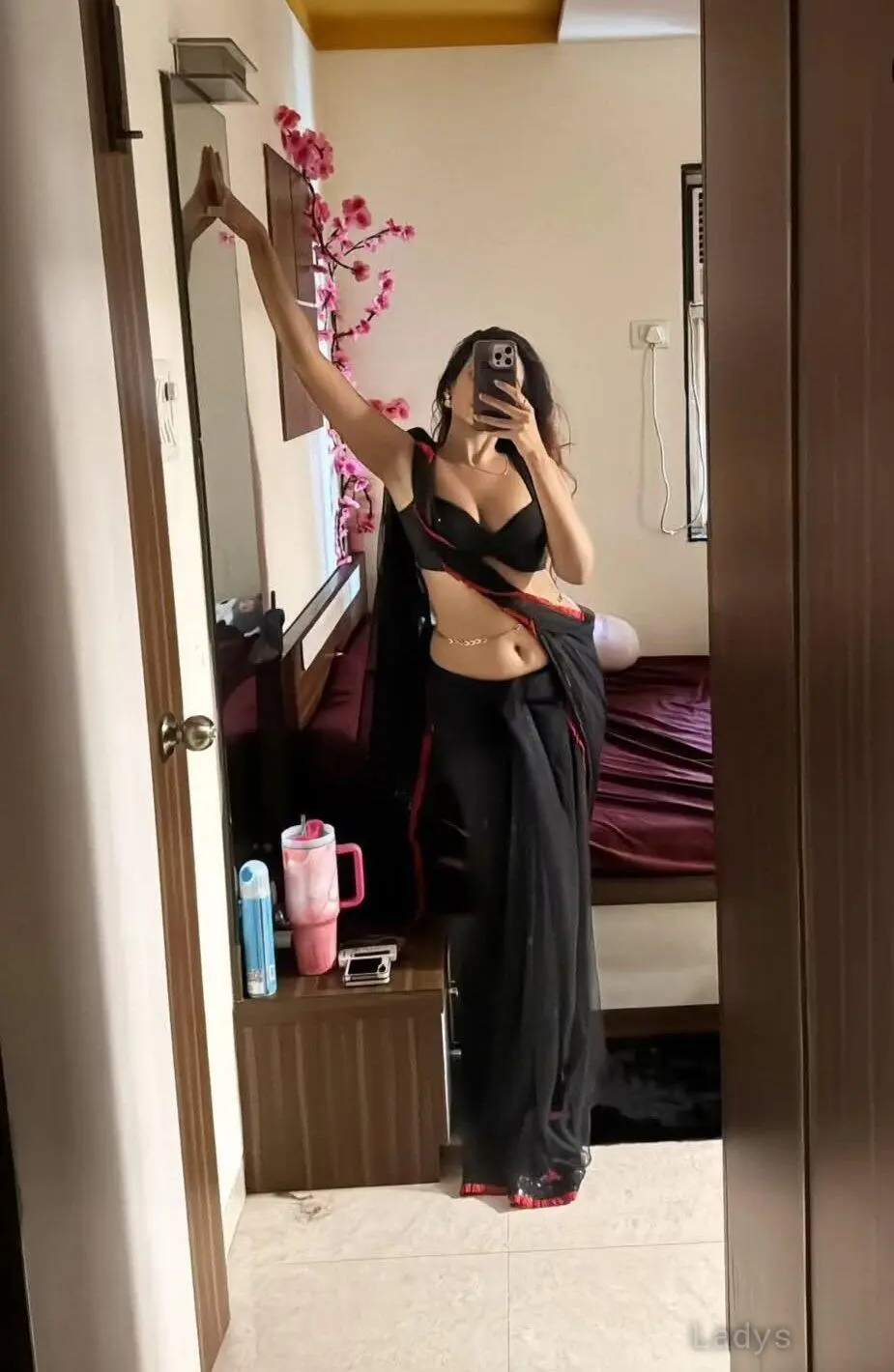 Mila, 26 years brunette escorts in Noida, height 166 sm, Weight kg