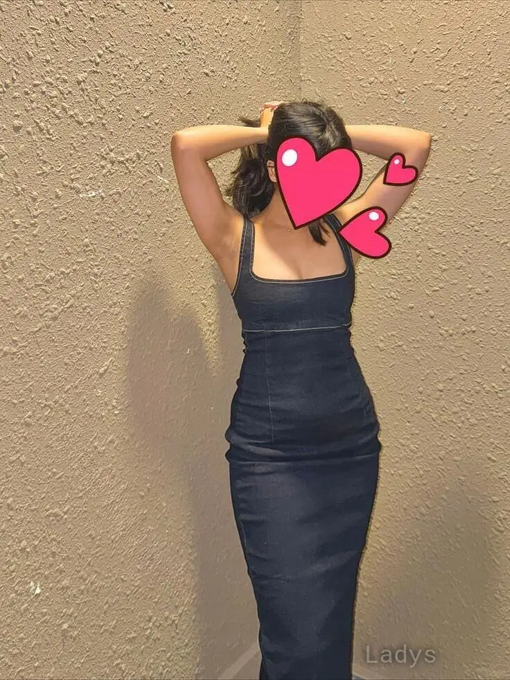 Valery, 23 years brunette escorts in Noida, height 166 sm, Weight kg