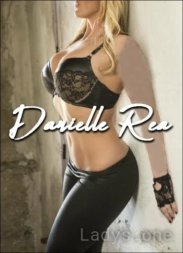 Emery Gray, 44 years brunette escorts in North Bay, height 158 sm, Weight 59 kg