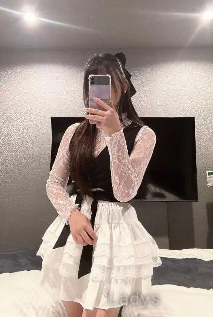 Akari, 26 years brunette escorts in Okinawa, height 165 sm, Weight  kg