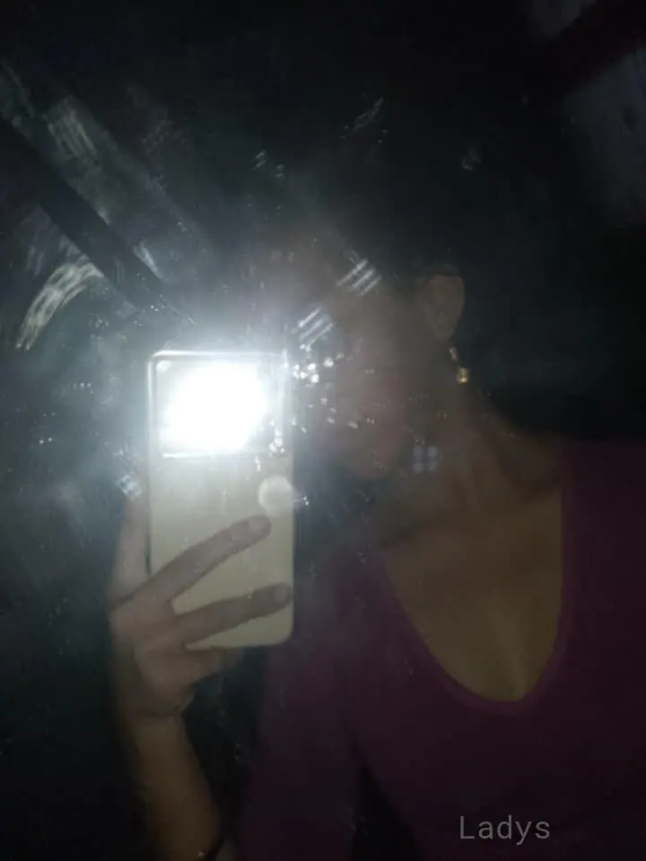 Danica, 18 years brunette escorts in Okinawa, height 155 sm, Weight kg