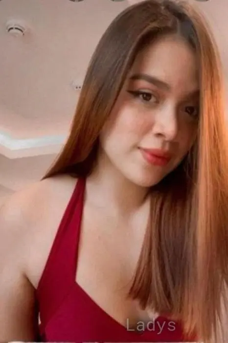 Sara, 24 years brunette escorts in Pančevo, height 169 sm, Weight 53 kg