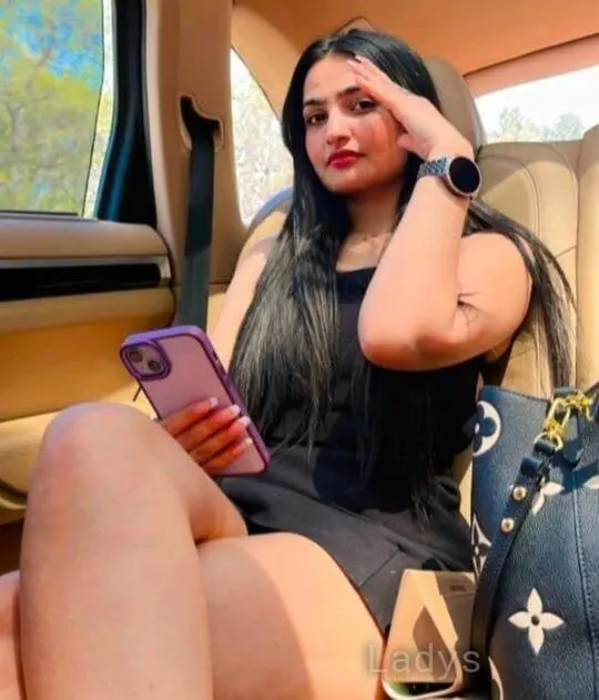 Margaret, 23 years brunette escorts in Patiala, height 154 sm, Weight kg