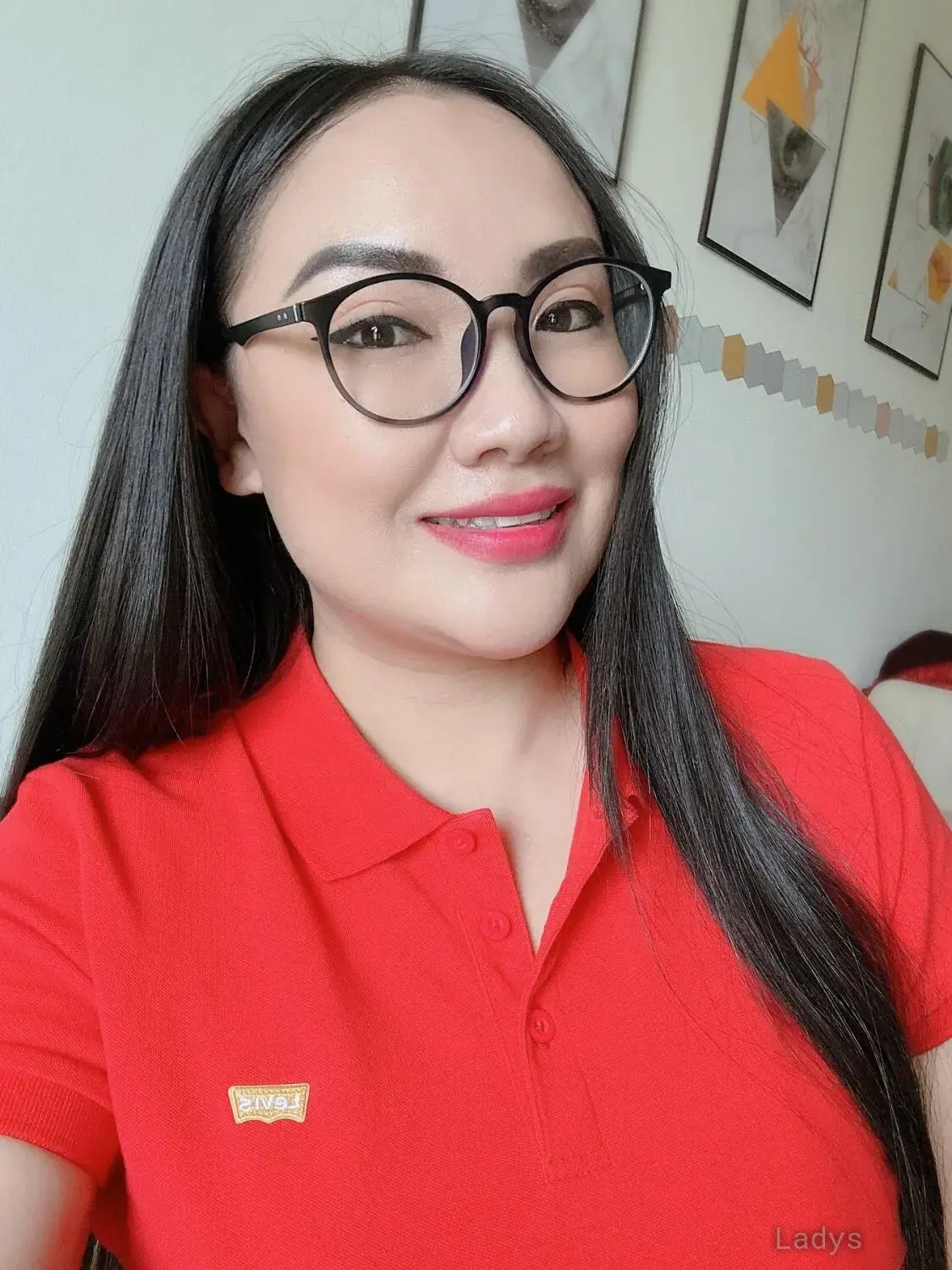 Cookyy, 28 years brunette escorts in Pattaya, height 161 sm, Weight 53 kg