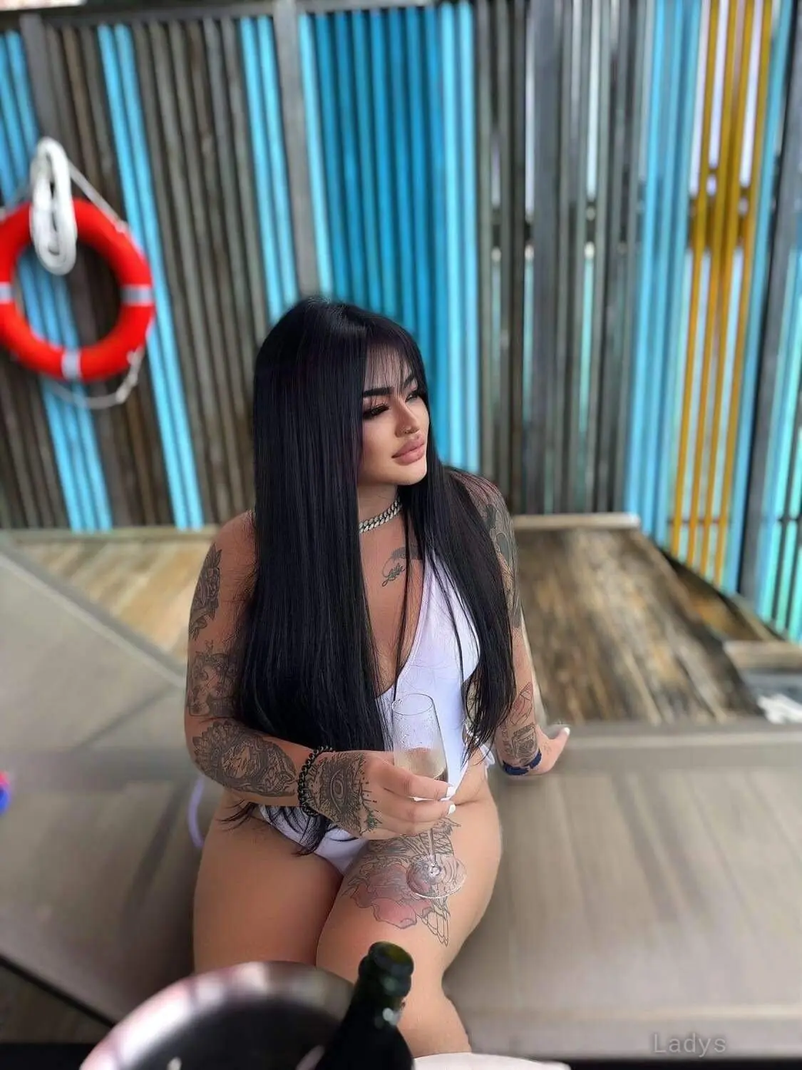 Poppy, 26 years brunette escorts in Phuket, height 165 sm, Weight  kg