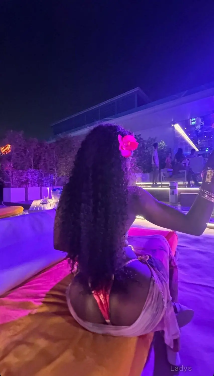 Angiethinggoes, 25 years brunette escorts in Port Harcourt, height 170 sm, Weight  kg