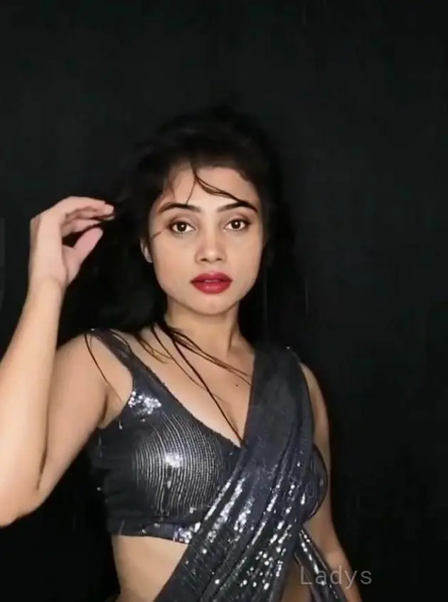 Claire, 21 years brunette escorts in Pune, height 157 sm, Weight  kg