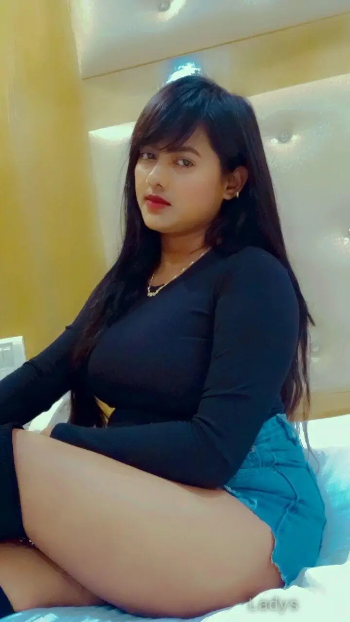 Sony, 23 years brunette escorts in Pune, height 165 sm, Weight  kg