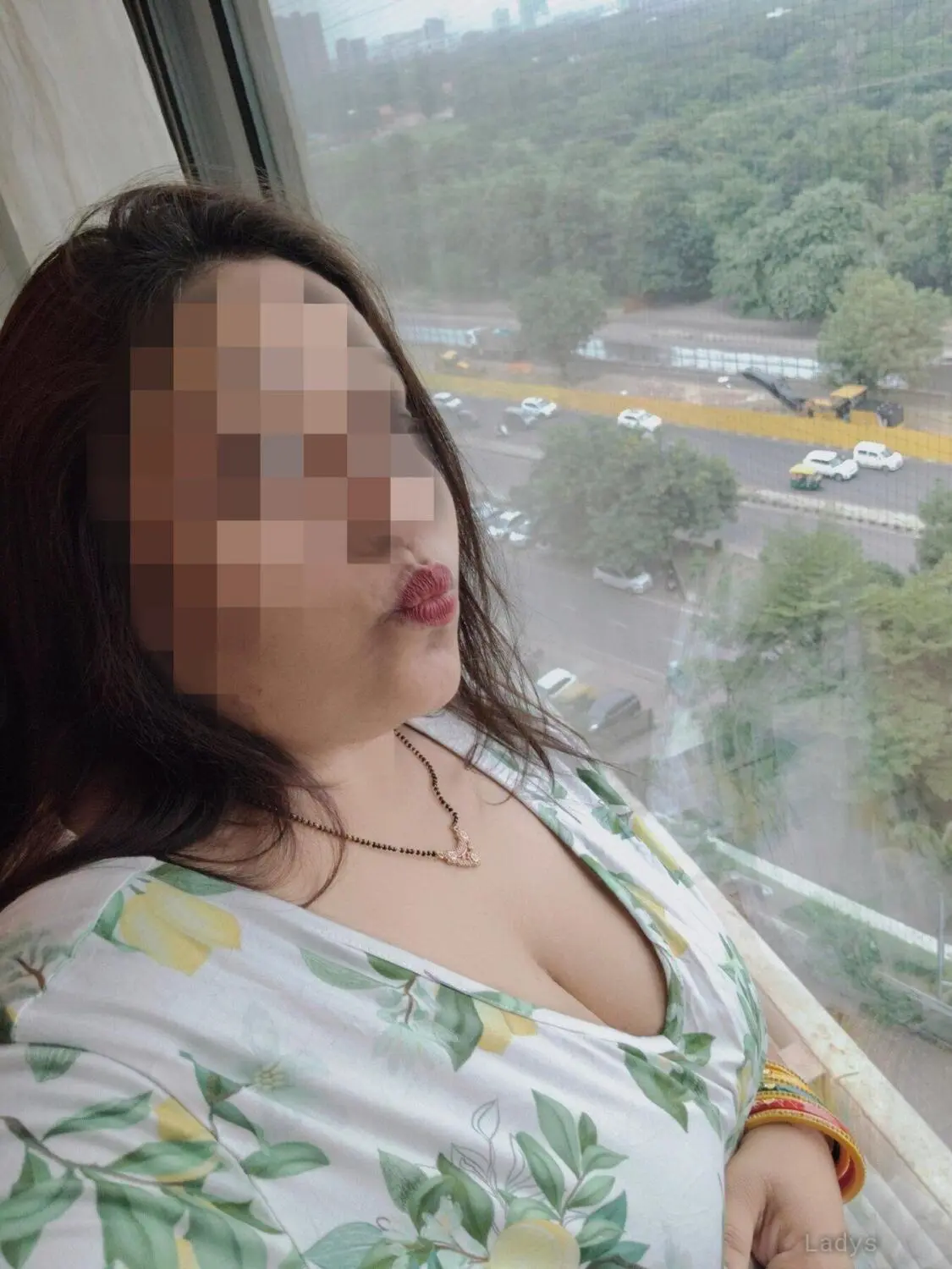 Alisha, 24 years brunette escorts in Rajkot, height 158 sm, Weight  kg