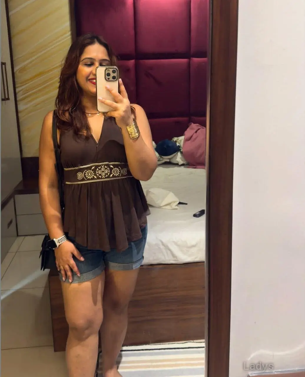 Genuine, 22 years brunette escorts in Rajkot, height 165 sm, Weight  kg