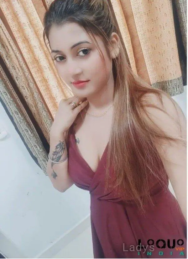 Mia, 20 years brunette escorts in Ranchi, height 185 sm, Weight  kg