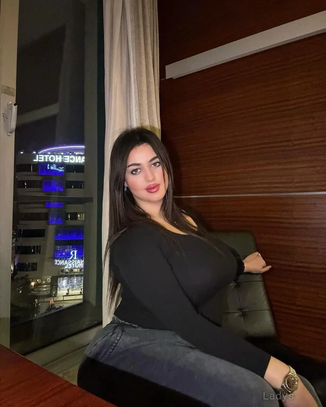 Lala, 22 years brunette escorts in Riyadh, height 169 sm, Weight  kg