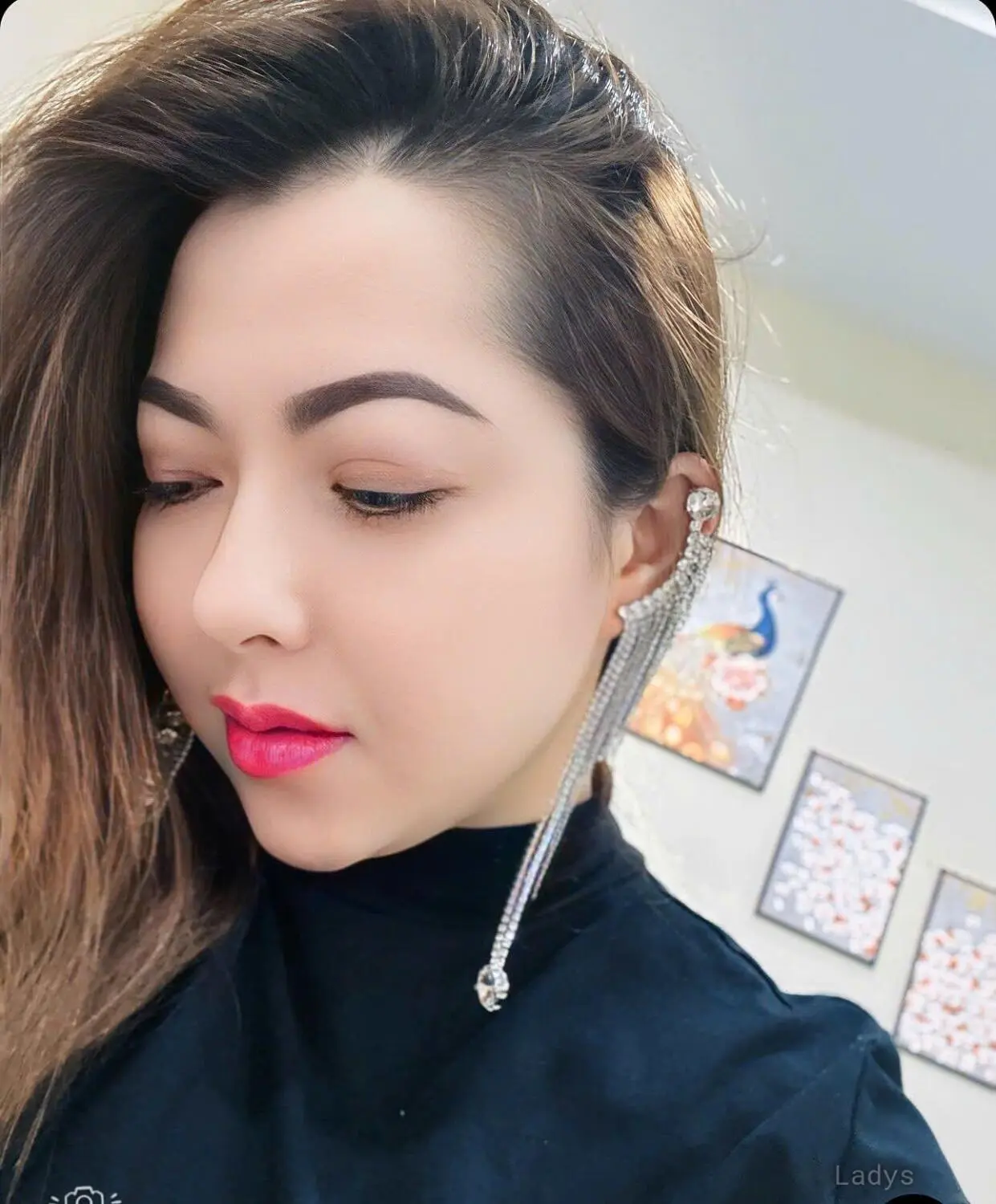 Lily, 25 years brunette escorts in Riyadh, height 163 sm, Weight kg