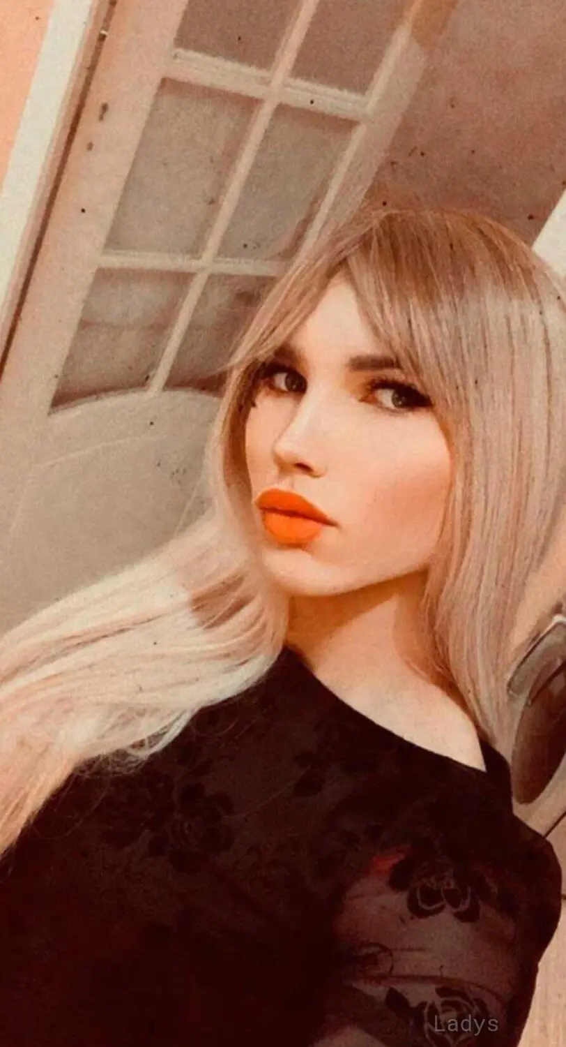 Lilya, 25 years brunette escorts in Riyadh, height 170 sm, Weight  kg