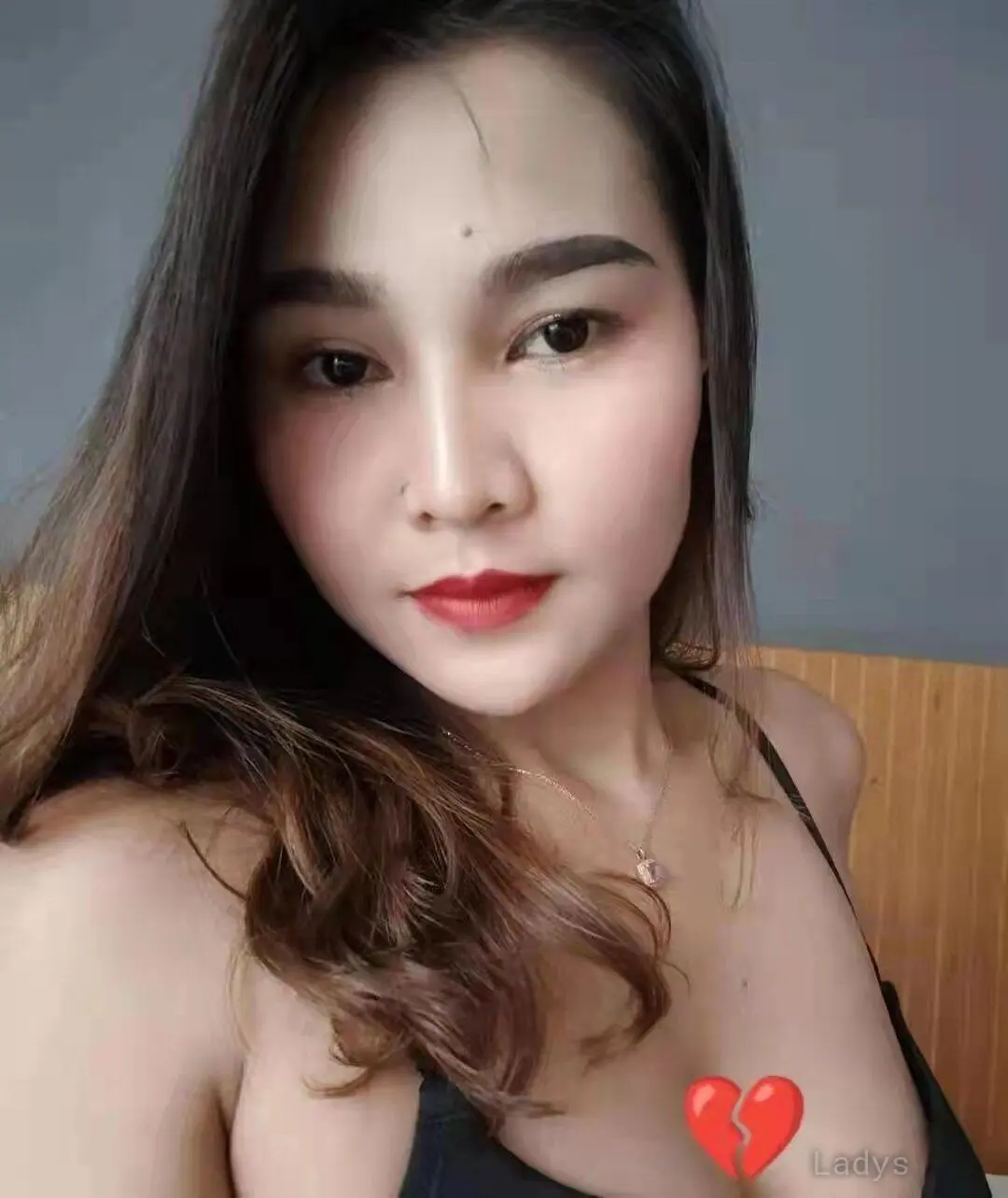 Zen, 21 years brunette escorts in Riyadh, height 165 sm, Weight  kg