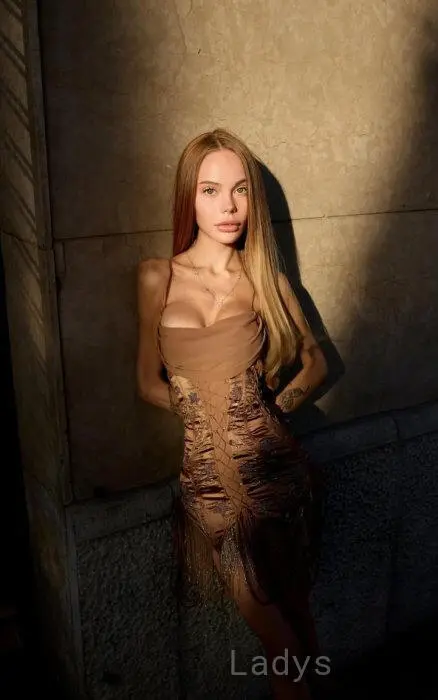 Juliana, 25 years brunette escorts in Roma, height 167 sm, Weight 50 kg