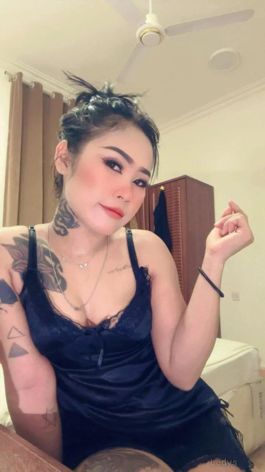 Yok, 23 years brunette escorts in Salalah, height sm, Weight kg