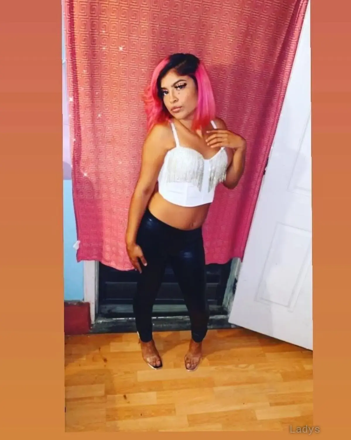 ROSE, 24 years brunette escorts in San Francisco, height 155 sm, Weight 54 kg