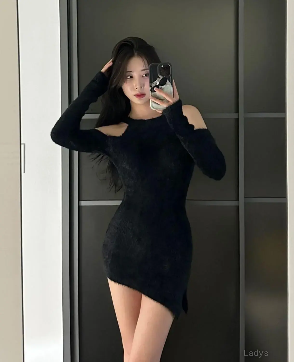 Korean Jisoo, 23 years brunette escorts in Seoul, height 167 sm, Weight 49 kg