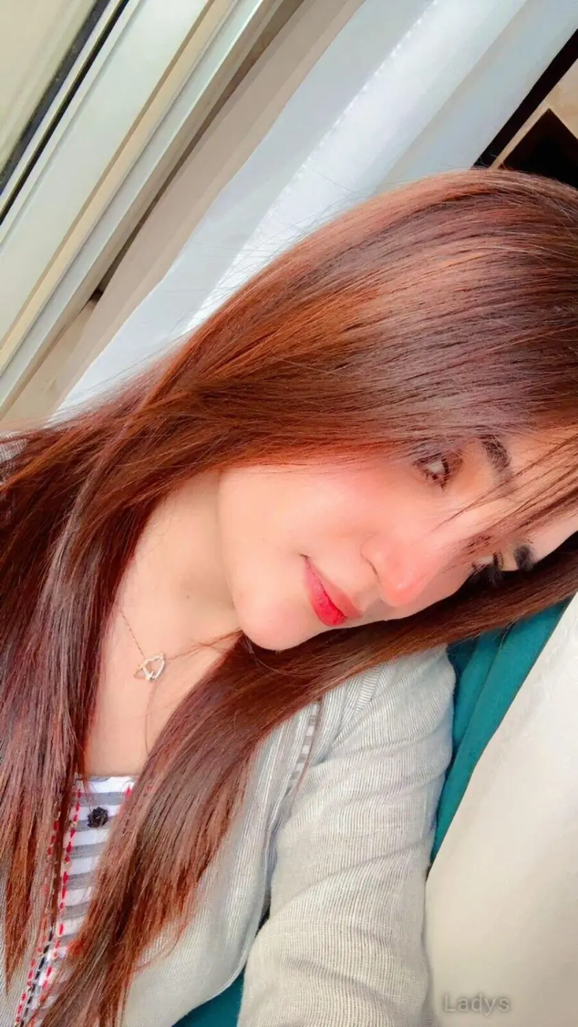 Janvi Mehta, 23 years brunette escorts in Sharjah, height 167 sm, Weight  kg