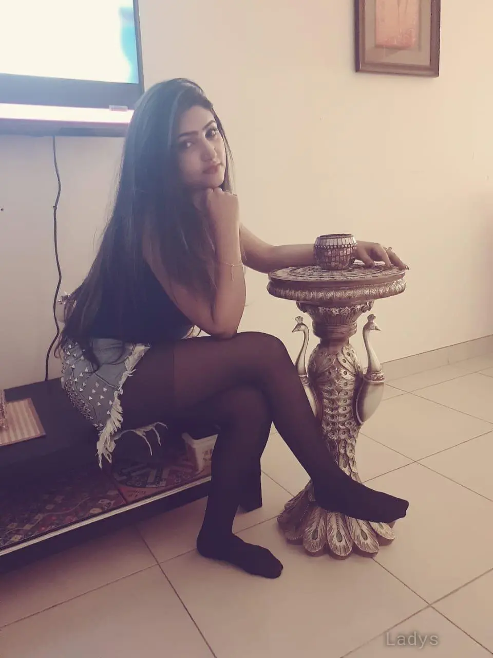 Mahi, 23 years brunette escorts in Sharjah, height 167 sm, Weight kg