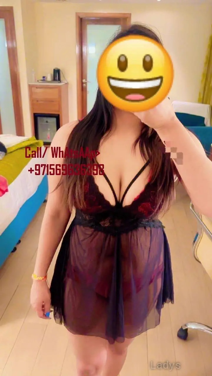 Shuhaila, 26 years brunette escorts in Sharjah, height 165 sm, Weight  kg