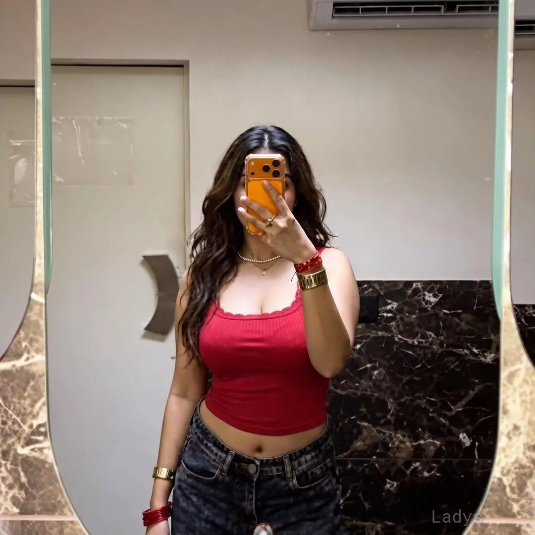 Shejal, 22 years brunette escorts in Singapore, height 160 sm, Weight  kg