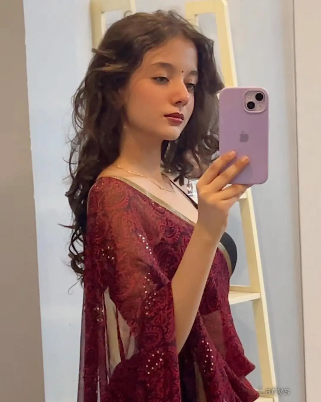 Lokita,  years brunette escorts in Surat, height  sm, Weight  kg