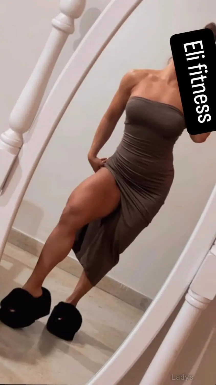 Eli, 28 years brunette escorts in Sydney, height 169 sm, Weight kg