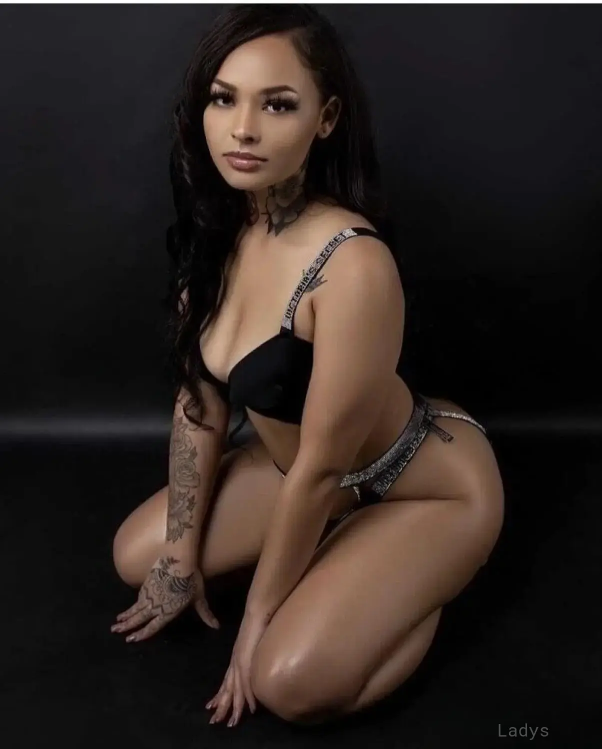 ZAZA, 22 years brunette escorts in Tacoma, height 153 sm, Weight 66 kg