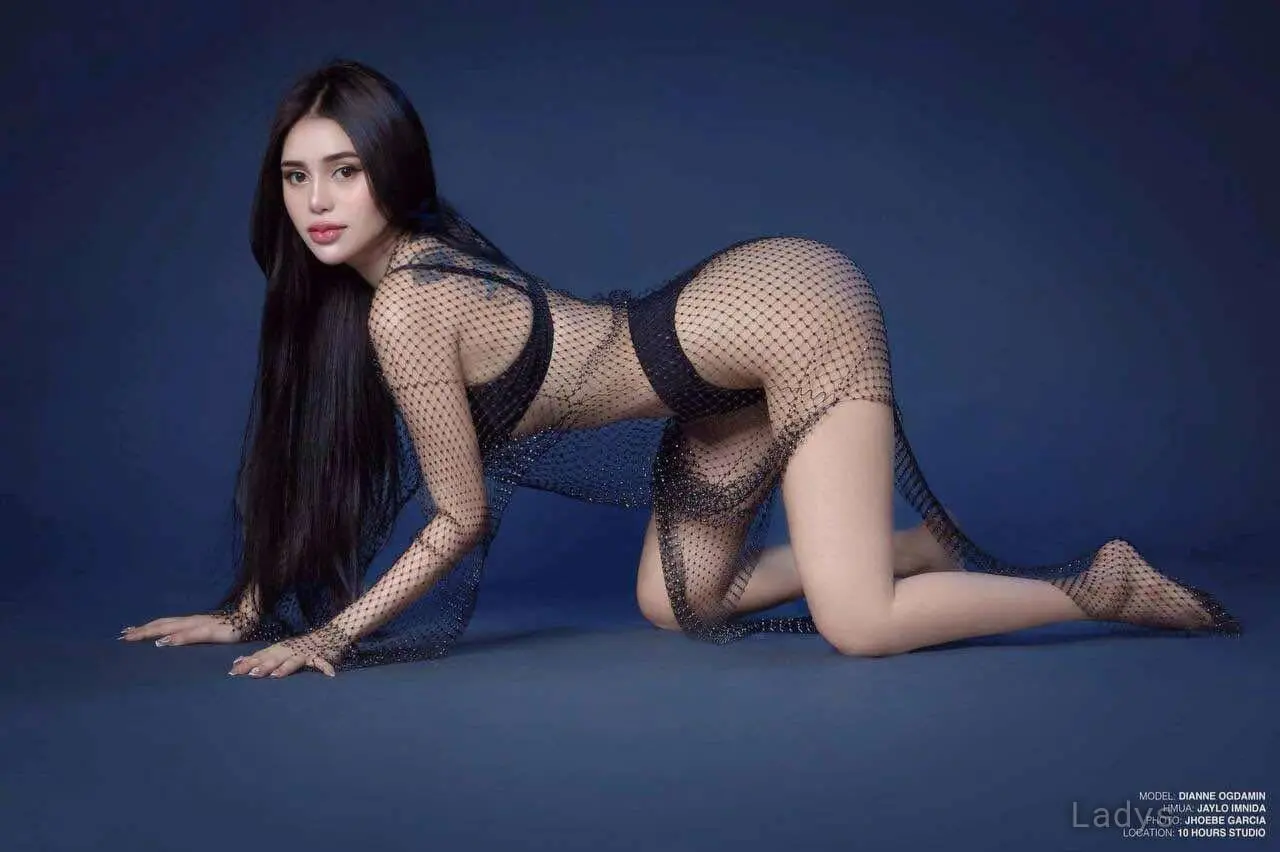 Danna, 23 years brunette escorts in Taipei, height 162 sm, Weight  kg