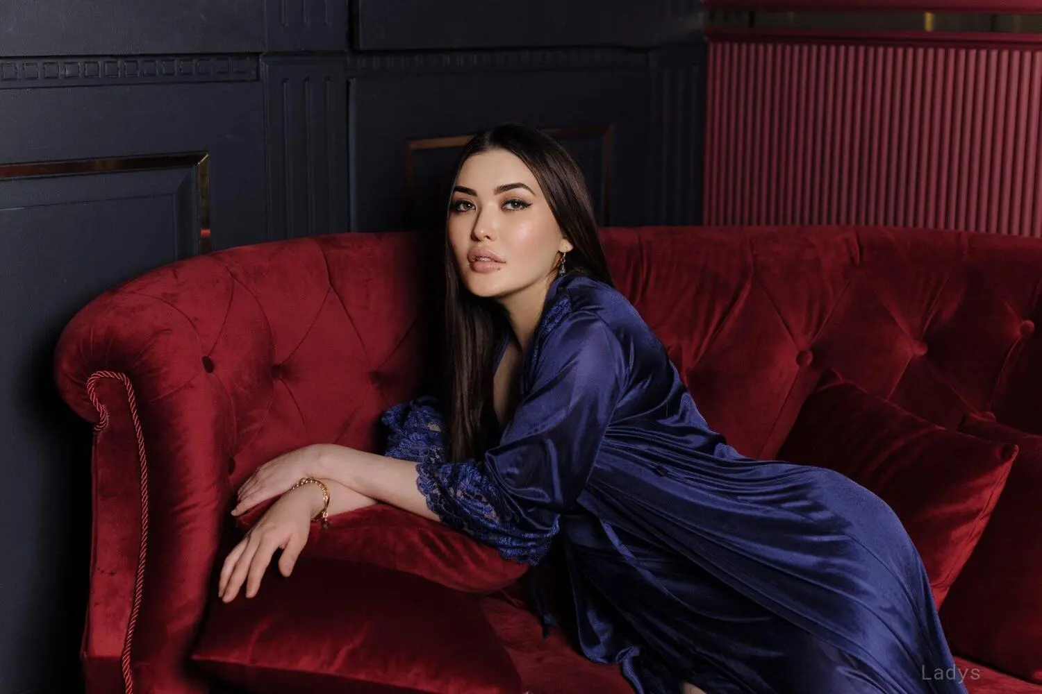Mia, 25 years brunette escorts in Tashkent, height 167 sm, Weight  kg