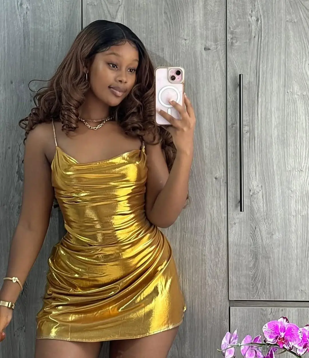 Nadia, 24 years brunette escorts in Thika, height 164 sm, Weight  kg