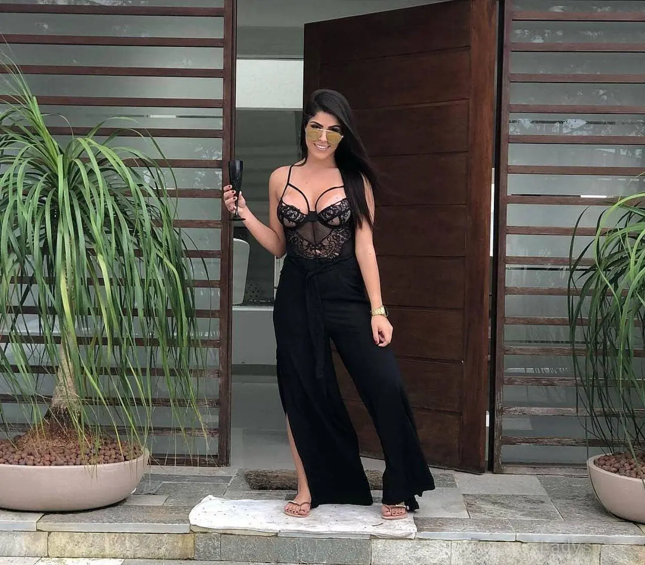 Liha,  years brunette escorts in Tirana, height  sm, Weight  kg