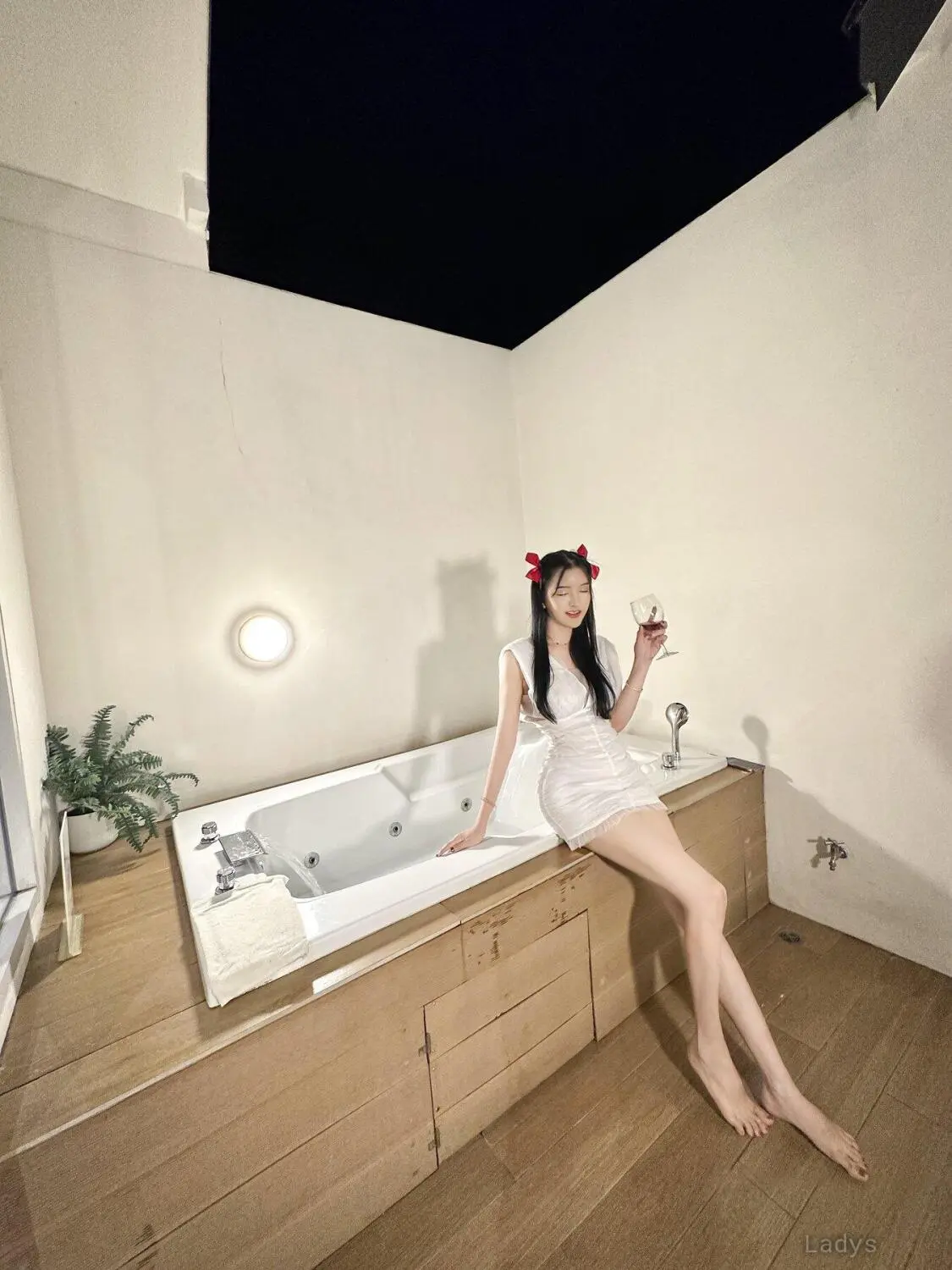 Amiguel, 25 years brunette escorts in Tokyo, height 175 sm, Weight  kg