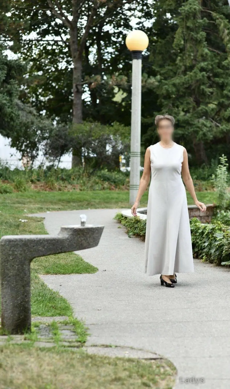 Tina, 47 years brunette escorts in Toronto, height 178 sm, Weight  kg