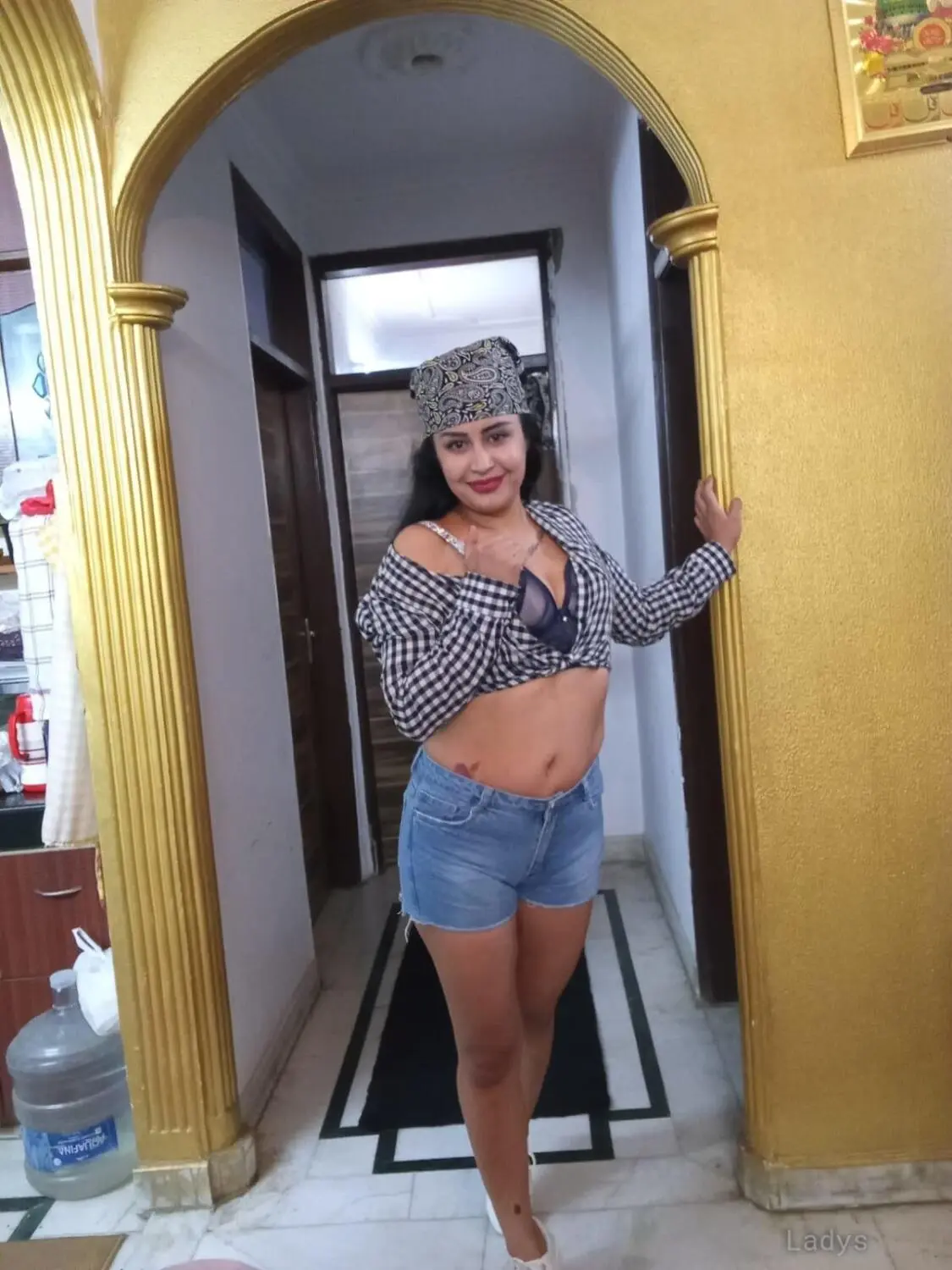 Harleen, 22 years brunette escorts in Udaipur, height 170 sm, Weight kg