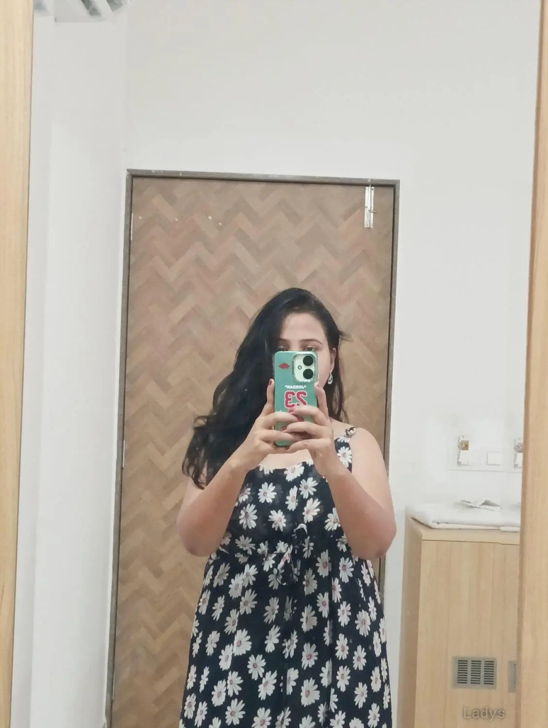 Jessica, 24 years brunette escorts in Udaipur, height 165 sm, Weight  kg