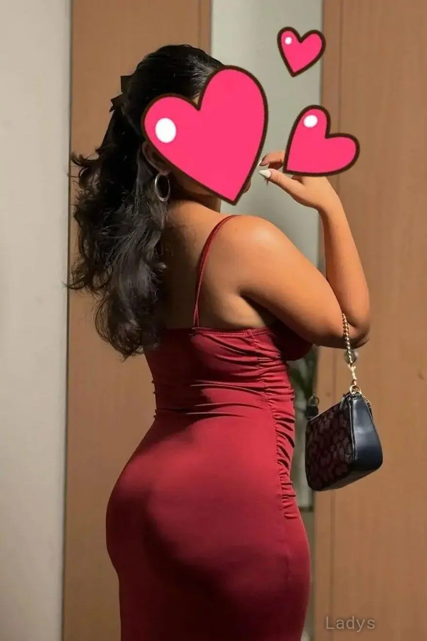 Divya, 32 years brunette escorts in Vijayawada, height 159 sm, Weight kg