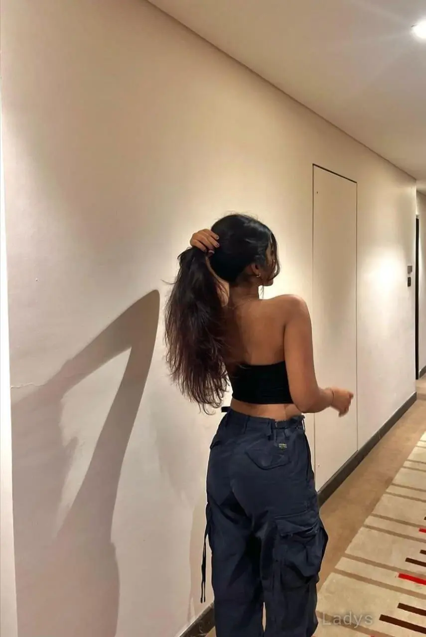 Jiya, 24 years brunette escorts in Visakhapatnam, height 160 sm, Weight  kg