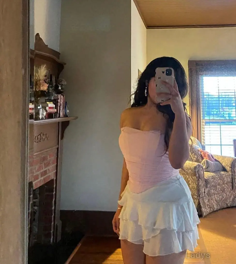 Riya, 24 years brunette escorts in Visakhapatnam, height 165 sm, Weight kg